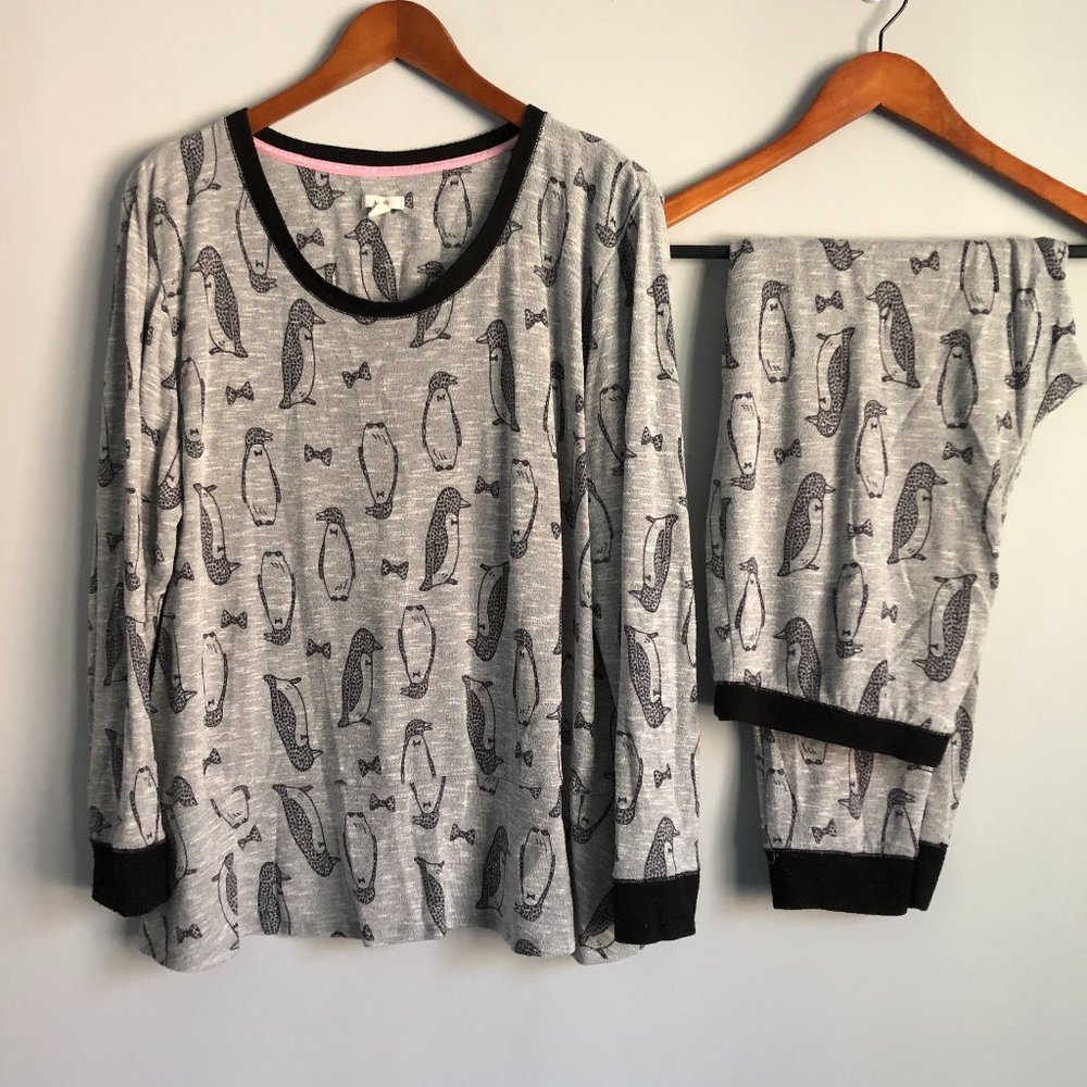 Layla XL Grey Black Peplum top and joggers Pj set